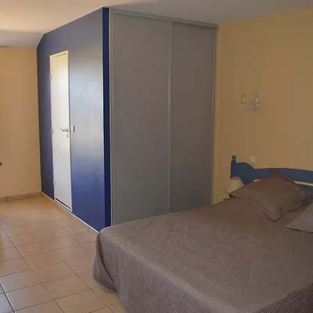 Cote Midi D'hote Ξενοδοχείο 2*
