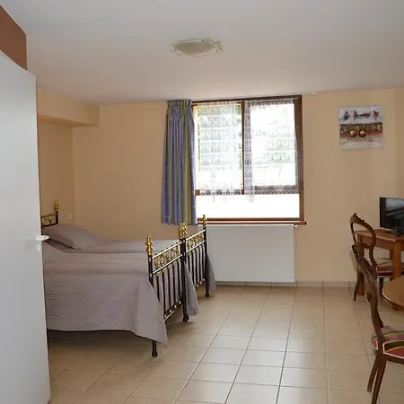 Отель Cote Midi D'hote