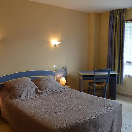 Отель Cote Midi D'hote 2*