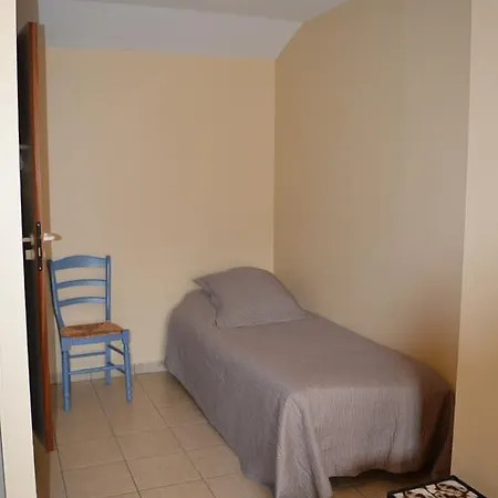 Отель Cote Midi D'hote 2*