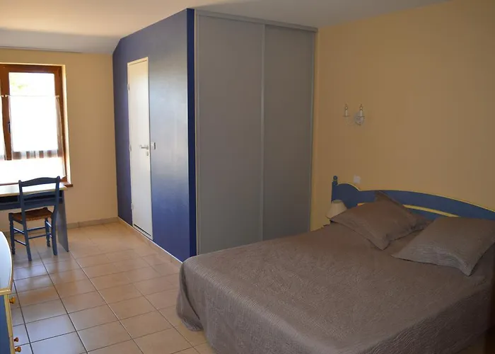 Côté Midi D'hôte Hotel 2*